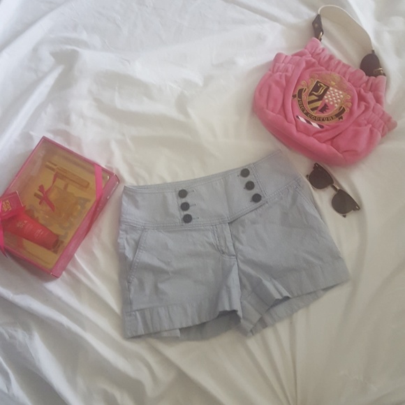 Vintage Pants - H&M high waist "vintage" short shorts